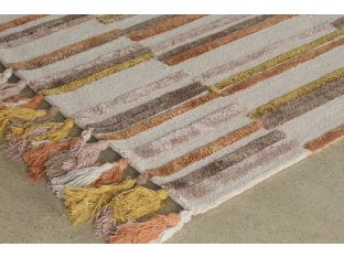 5' X 7'6" Oatmeal And Spice Wool Hooked Rug